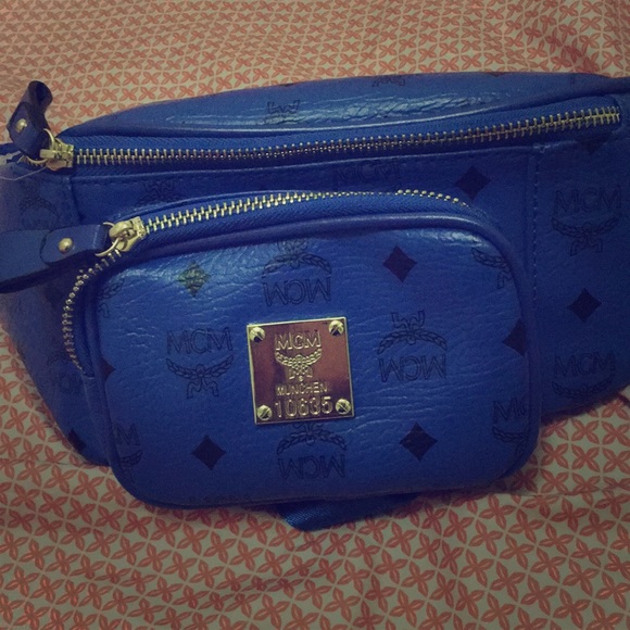 blue mcm fanny pack
